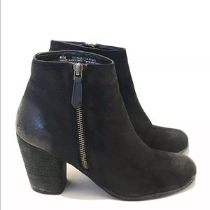 BP Womens Black Distressed Leather Ankle Boot  8.5